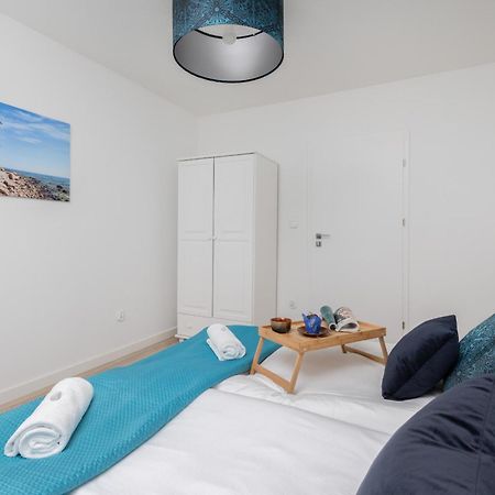 Gdanska Two-Bedroom Apartment Brzezno Beach By Noclegi Renters ภายนอก รูปภาพ