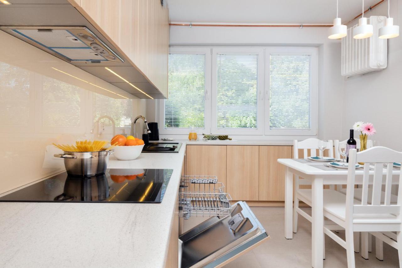 Gdanska Two-Bedroom Apartment Brzezno Beach By Noclegi Renters ภายนอก รูปภาพ