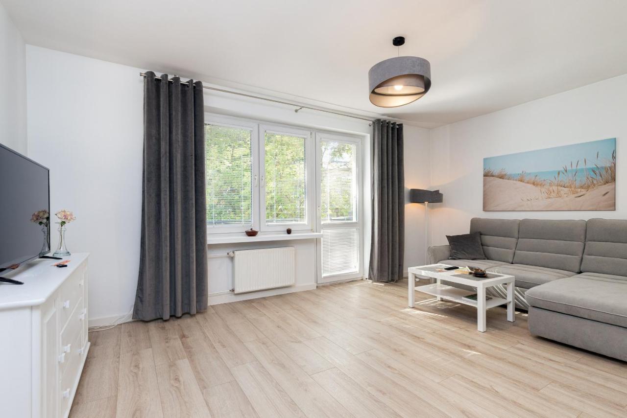 Gdanska Two-Bedroom Apartment Brzezno Beach By Noclegi Renters ภายนอก รูปภาพ