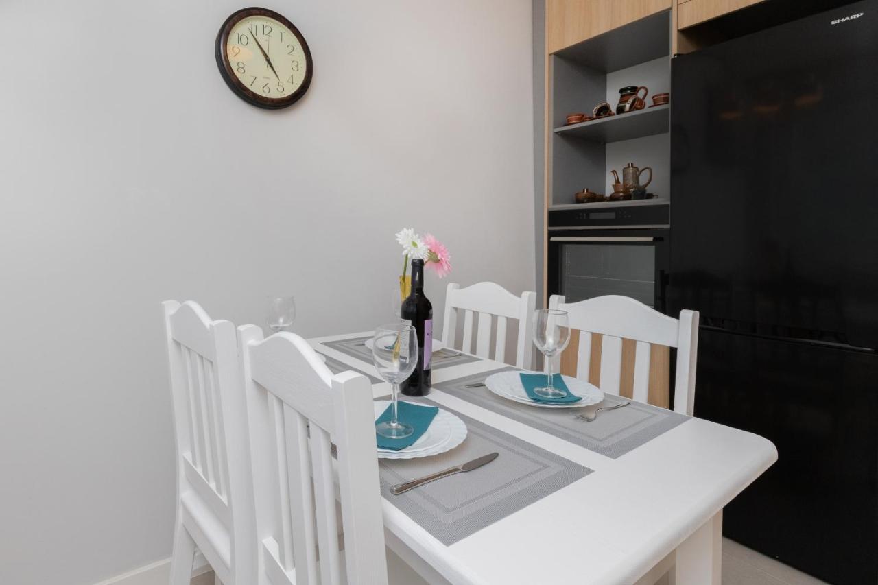 Gdanska Two-Bedroom Apartment Brzezno Beach By Noclegi Renters ภายนอก รูปภาพ